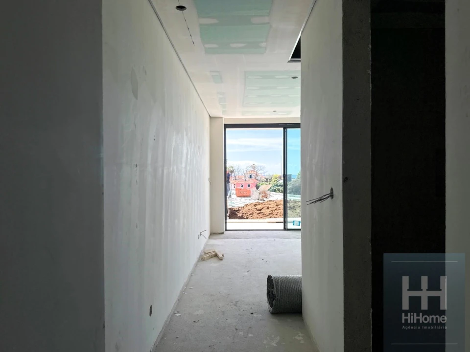 Apartamento T3 para Venda em Camara de Lobos Foto 12