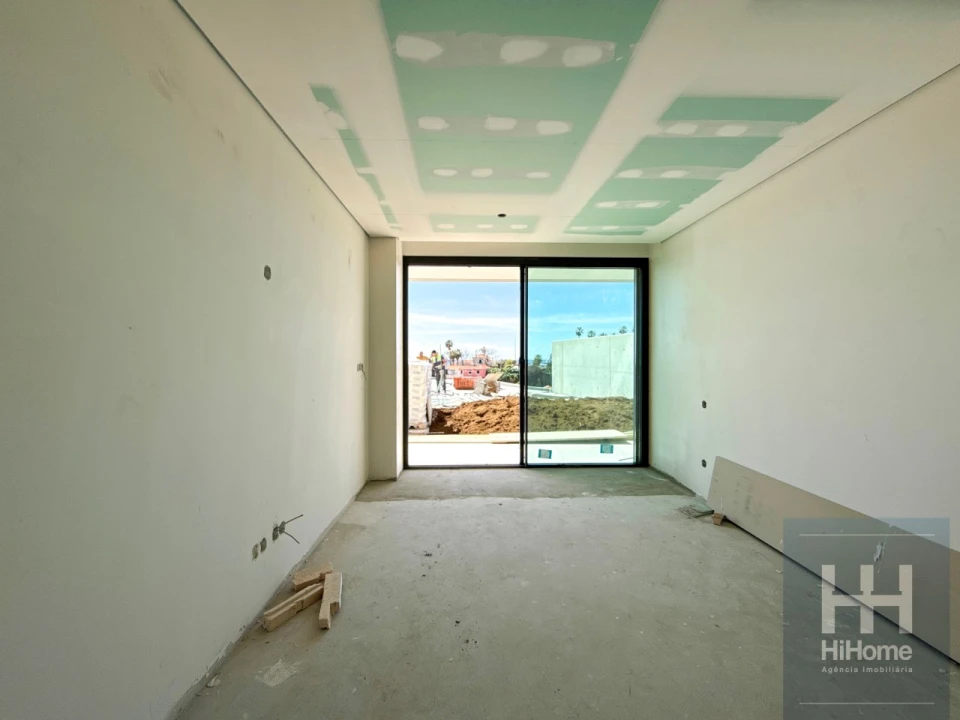 Apartamento T3 para Venda em Camara de Lobos Foto 13