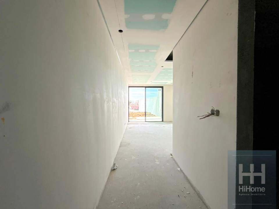 Apartamento T3 para Venda em Camara de Lobos Foto 17