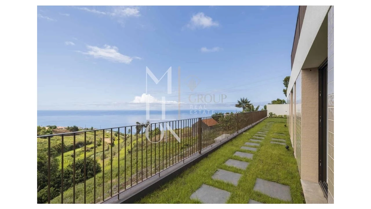 Moradia T3 para Venda em Estreito da Calheta Foto 30