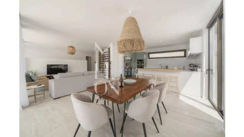 Moradia T3 para Venda em Estreito da Calheta