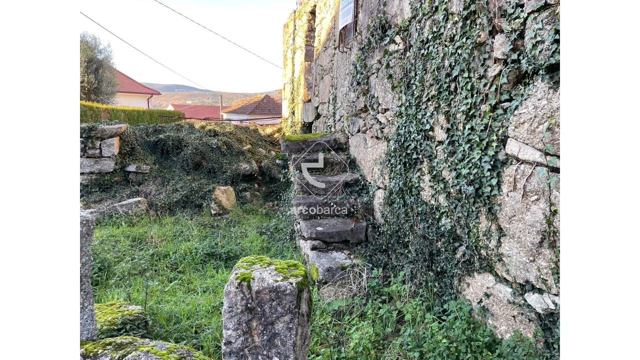 Moradia T2 para Venda em Insalde e Porreiras Foto 4