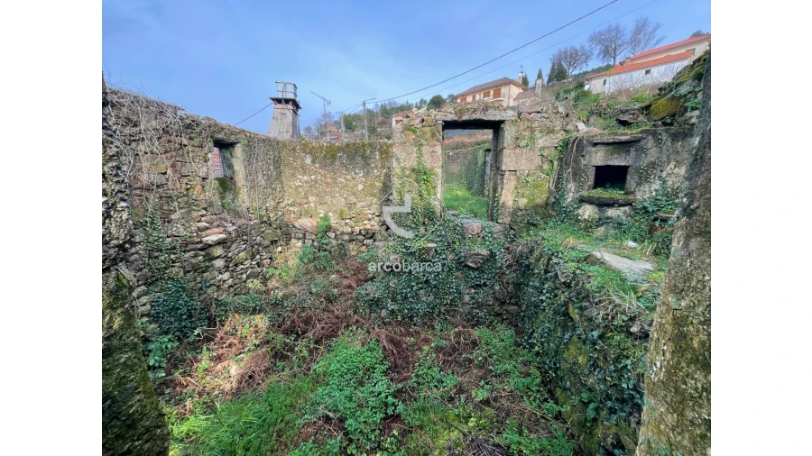 Moradia T2 para Venda em Insalde e Porreiras Foto 10