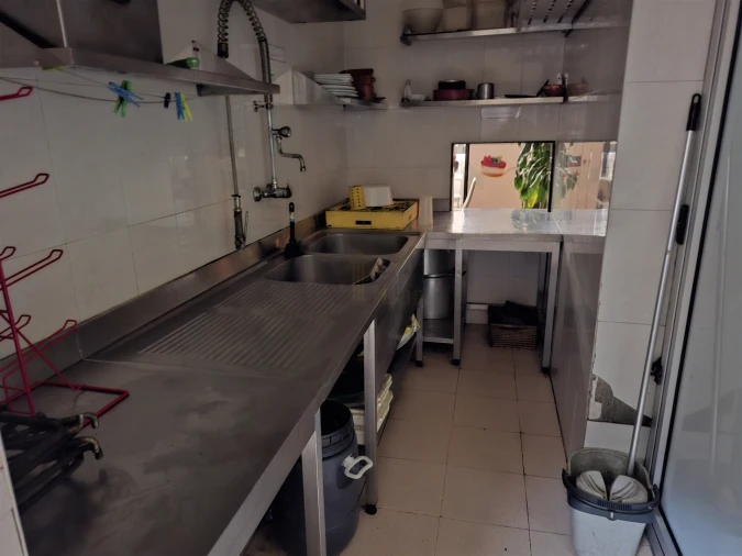 Loja para Venda em Pedrouços Foto 12