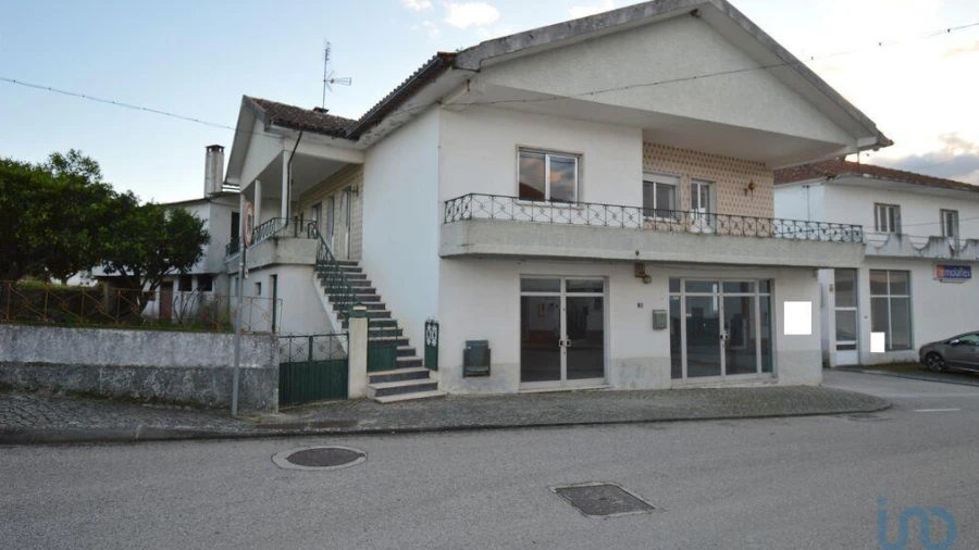 Moradia T3 para Venda em Espinhal