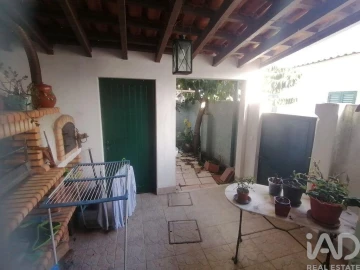 Moradia T3 para Venda em Abitureiras