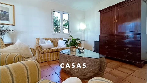 Moradia T5 para Venda em Canhas