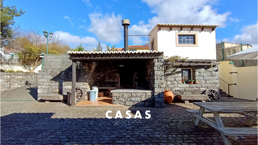 Moradia T5 para Venda em Canhas Foto 13