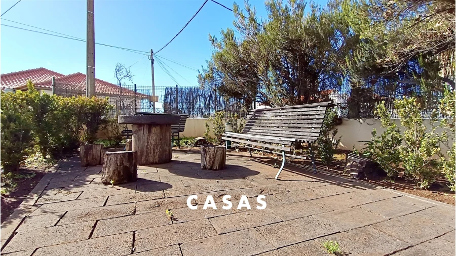 Moradia T5 para Venda em Canhas Foto 27