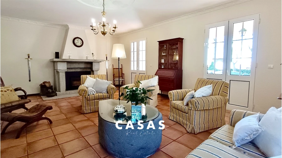 Moradia T5 para Venda em Canhas Foto 30