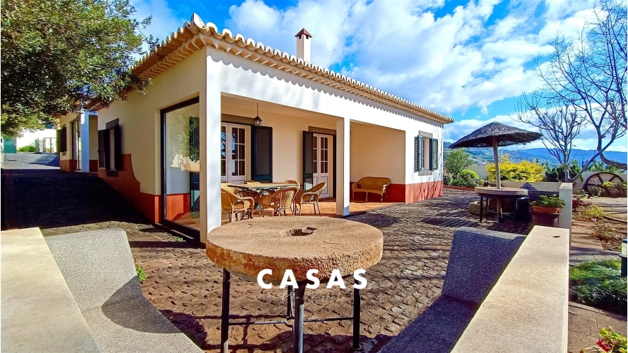 Moradia T5 para Venda em Canhas Foto 23