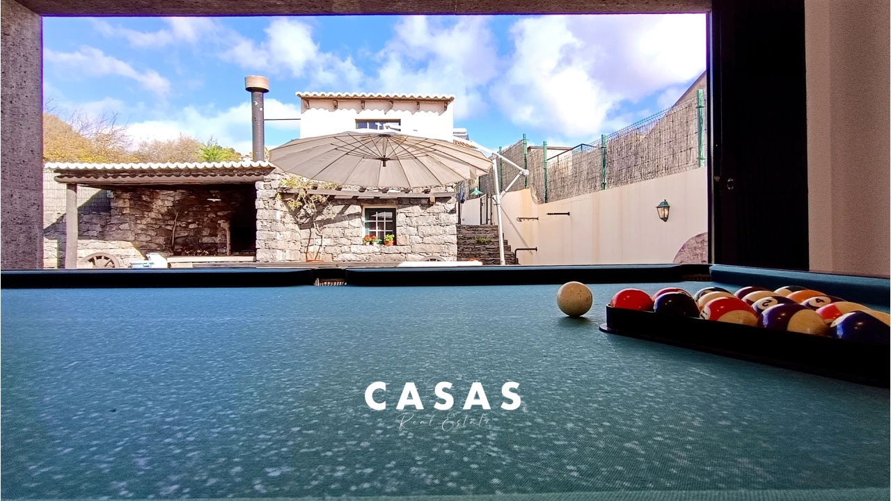 Moradia T5 para Venda em Canhas Foto 11