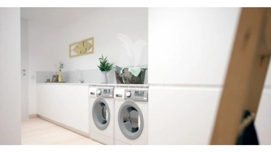 Apartamento T2 para Venda em Camara de Lobos Foto 16