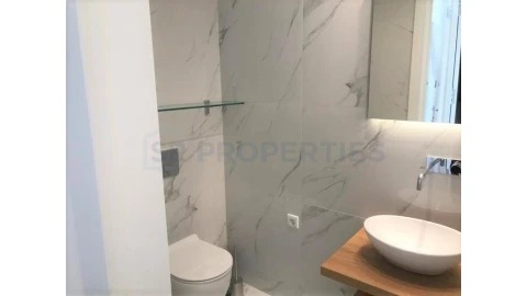 Apartamento T2 para Venda em Olhão