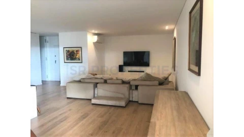 Apartamento T2 para Venda em Olhão