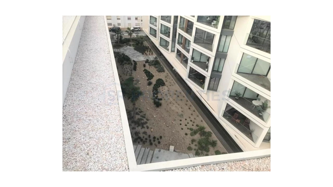 Apartamento T2 para Venda em Olhão Foto 37