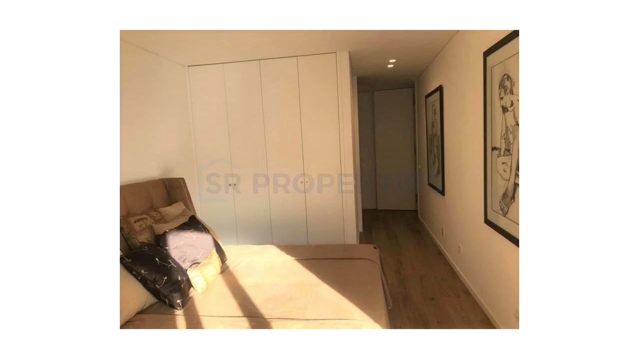 Apartamento T2 para Venda em Olhão Foto 8