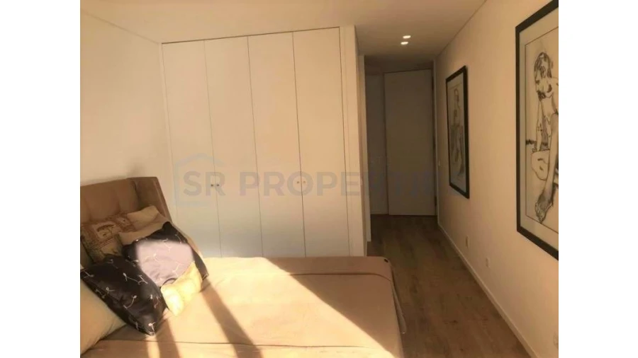 Apartamento T2 para Venda em Olhão Foto 8