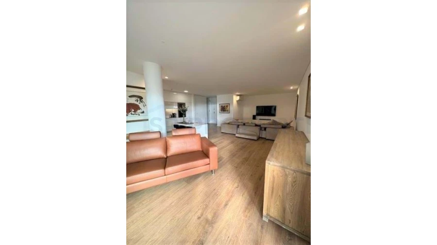 Apartamento T2 para Venda em Olhão Foto 26