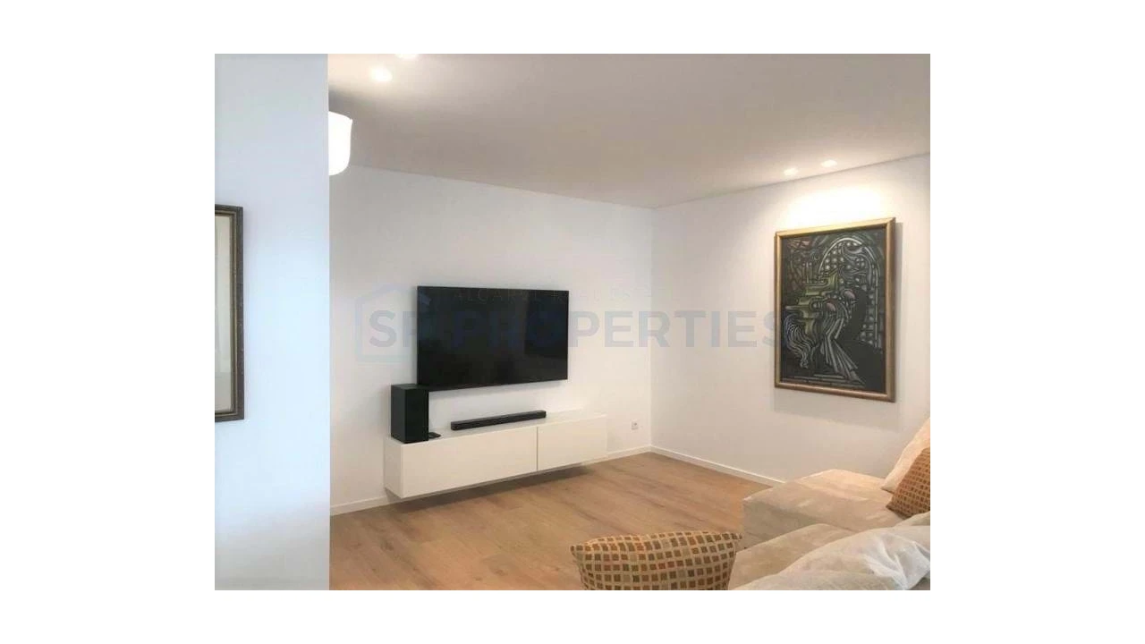 Apartamento T2 para Venda em Olhão Foto 30
