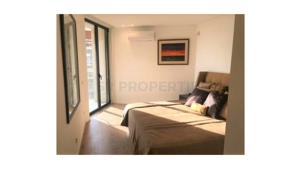 Apartamento T2 para Venda em Olhão Foto 2