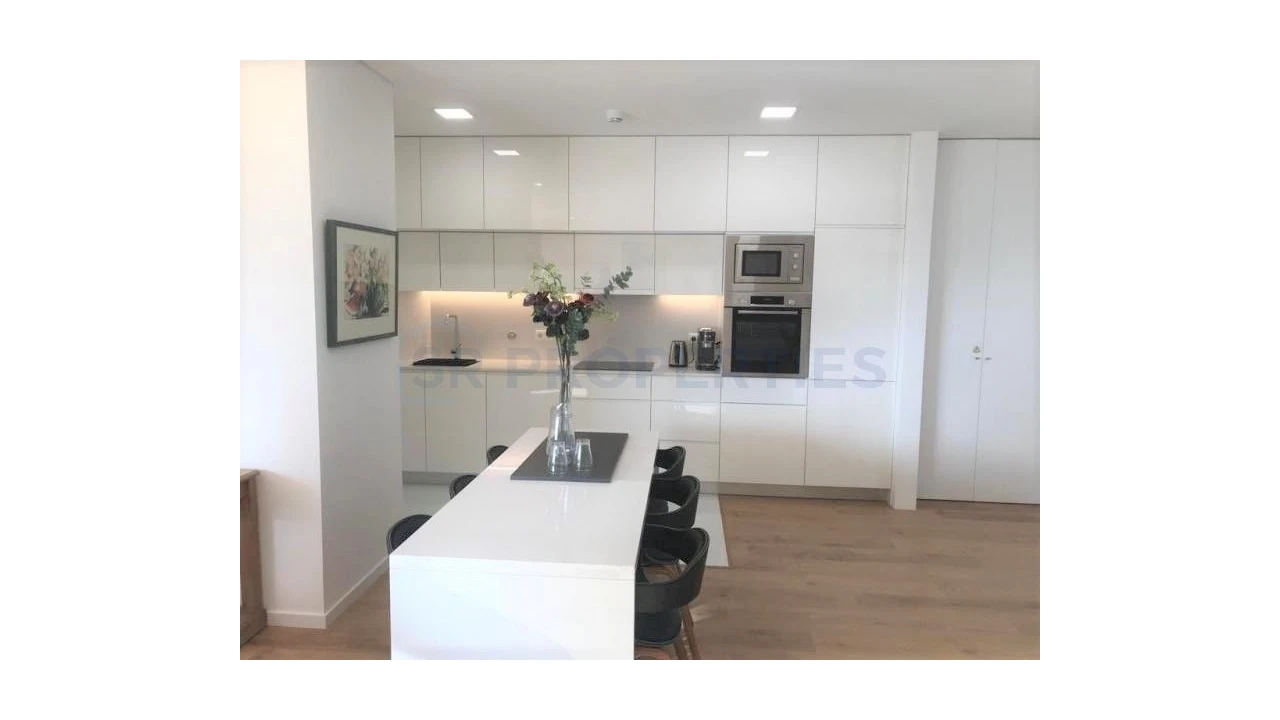 Apartamento T2 para Venda em Olhão Foto 4