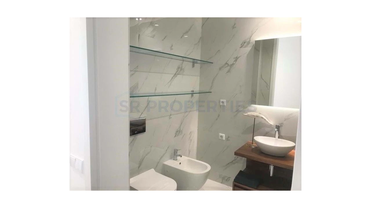 Apartamento T2 para Venda em Olhão Foto 17