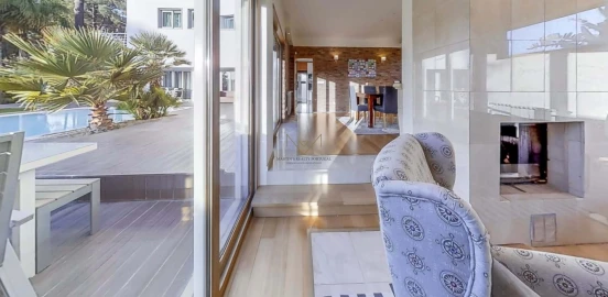 Moradia T6 para Venda em Charneca de Caparica e Sobreda