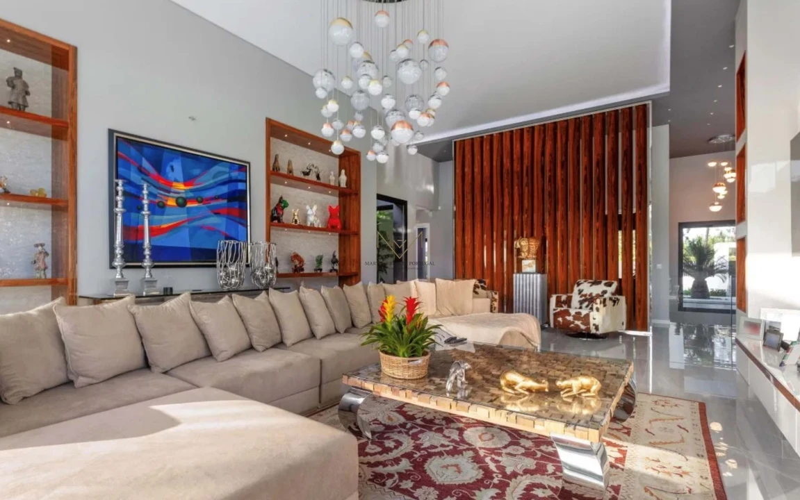 Moradia T4 para Venda em Corroios Foto 6