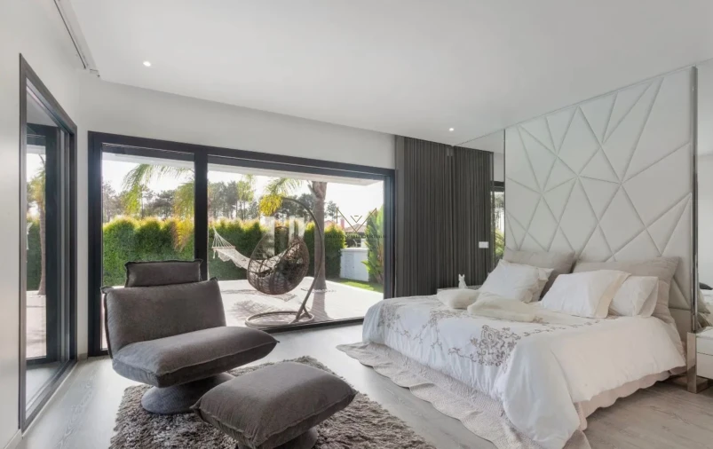 Moradia T4 para Venda em Corroios Foto 10