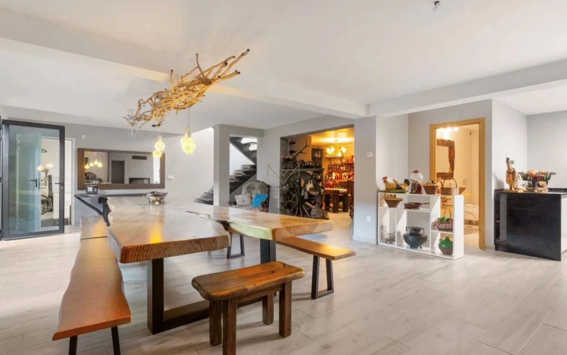 Moradia T4 para Venda em Corroios Foto 15