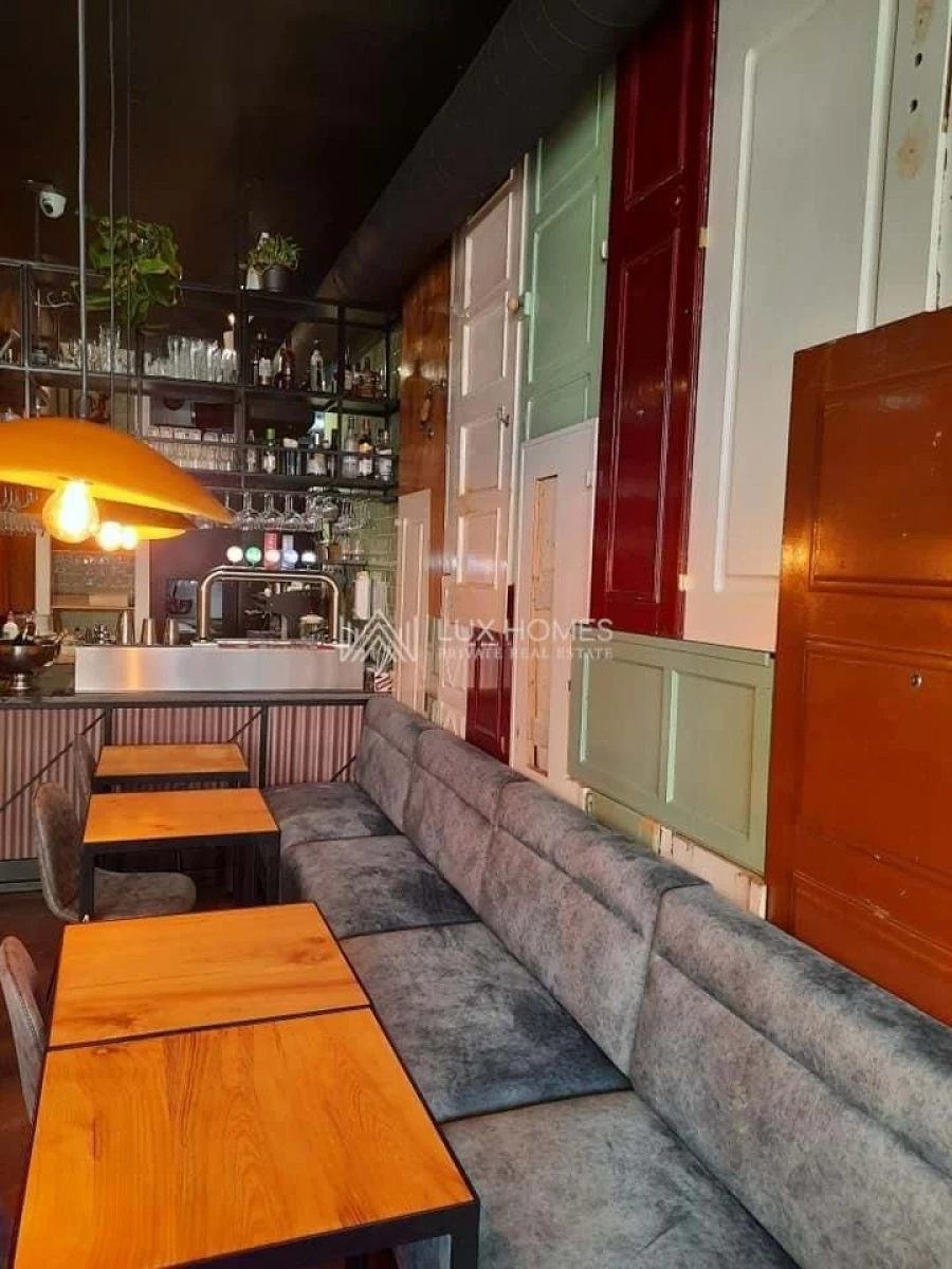 Negócio para Arrendamento em Santo António Foto 11