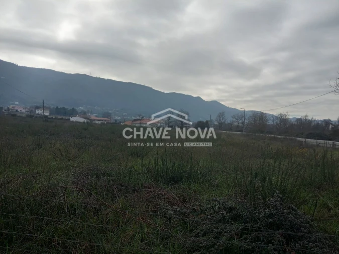 Terreno P/ Prédio para Venda em Vilar de Nantes Foto 8