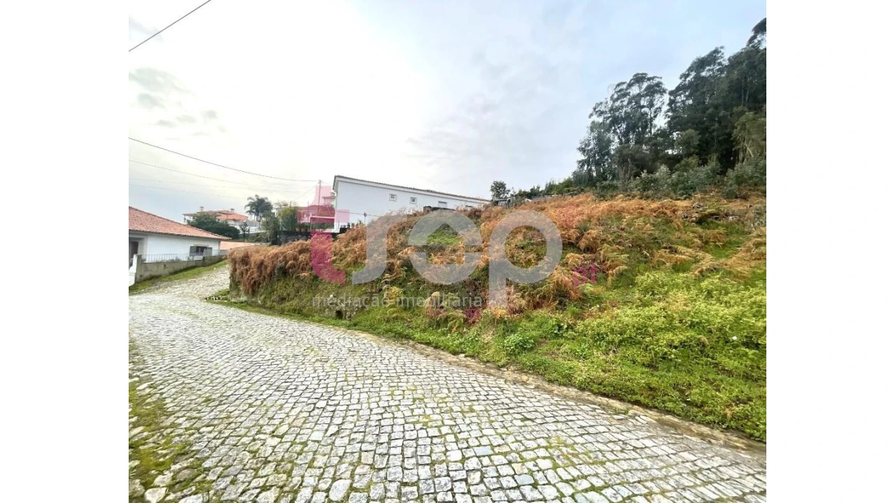 Terreno para Venda em Carapeços Foto 3