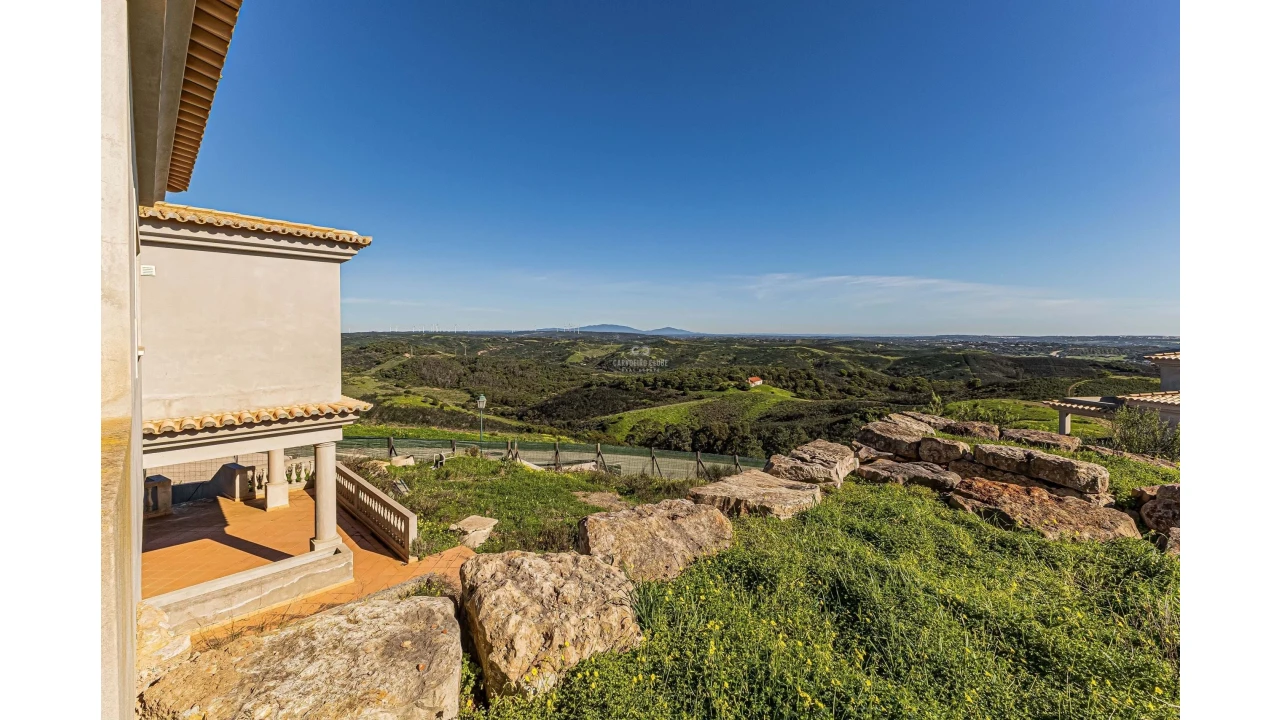 Moradia T3 para Venda em Barão de São Miguel Foto 8