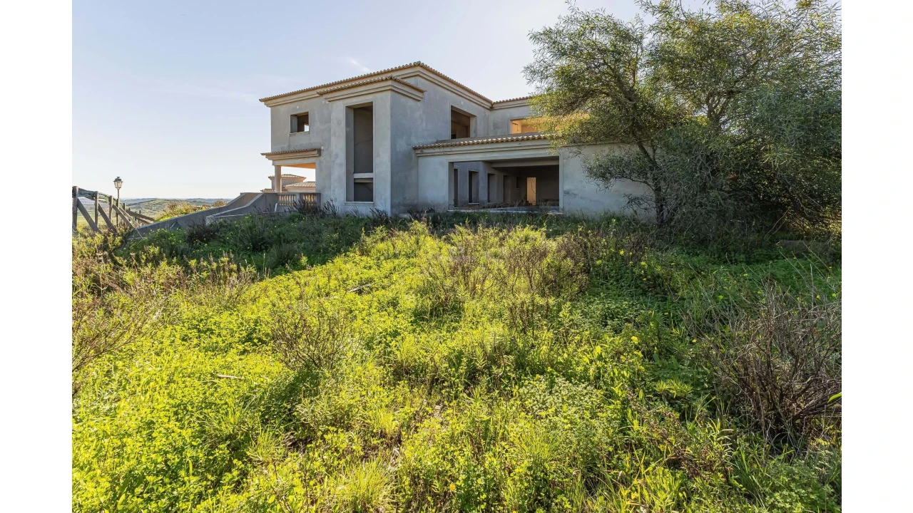 Moradia T3 para Venda em Barão de São Miguel Foto 1