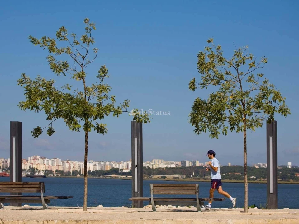 Apartamento T3 para Venda em Seixal Foto 11