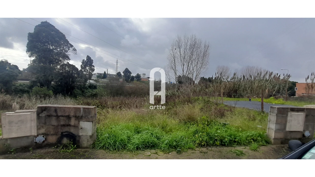 Terreno para Venda em Esgueira Foto 1