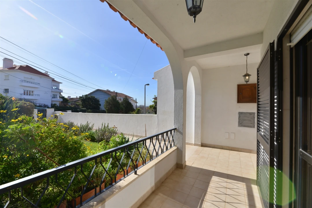 Moradia T3 para Arrendamento em Cascais e Estoril Foto 36