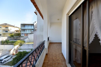 Moradia T3 para Arrendamento em Cascais e Estoril