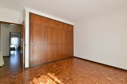 Moradia T3 para Arrendamento em Cascais e Estoril