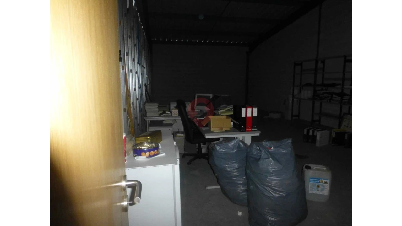 Armazém para Venda em Gandra e Taião Foto 4