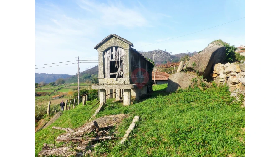 Moradia T0 para Venda em Riba de Mouro Foto 2