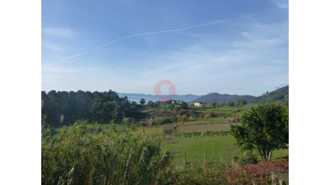 Moradia T0 para Venda em Riba de Mouro Foto 3