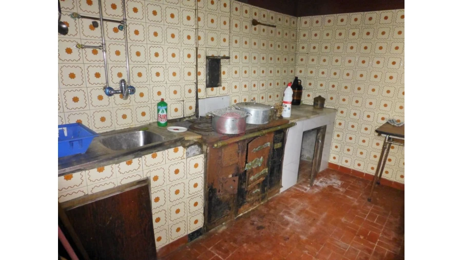 Moradia T0 para Venda em Chaviães e Paços Foto 3