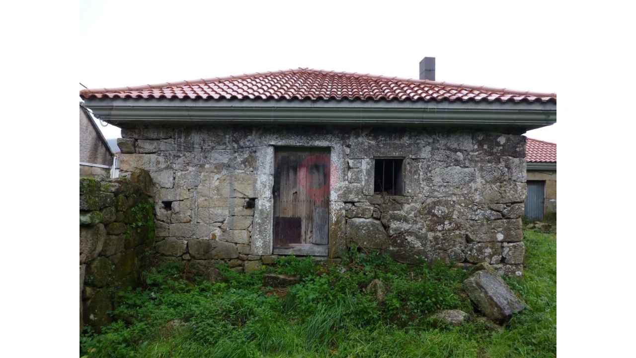 Moradia T0 para Venda em Cristoval Foto 1