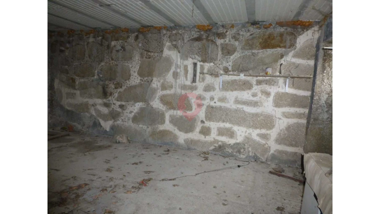 Moradia T0 para Venda em Cristoval Foto 8