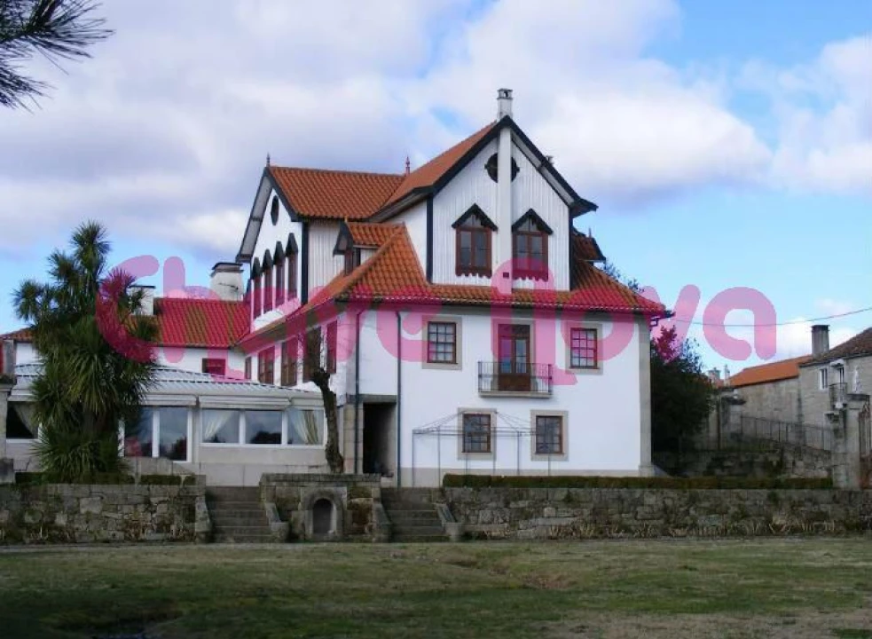 Quinta T6 para Venda em Santa Cruz da Trapa e São Cristóvão de Lafões Foto 3