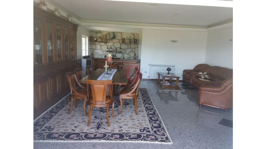 Apartamento T4 para Venda em Ganfei Foto 3