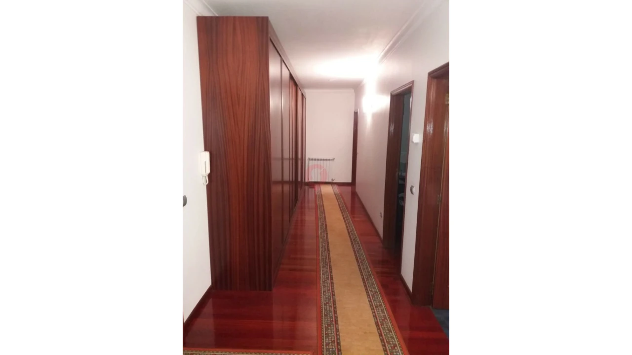 Apartamento T4 para Venda em Ganfei Foto 10